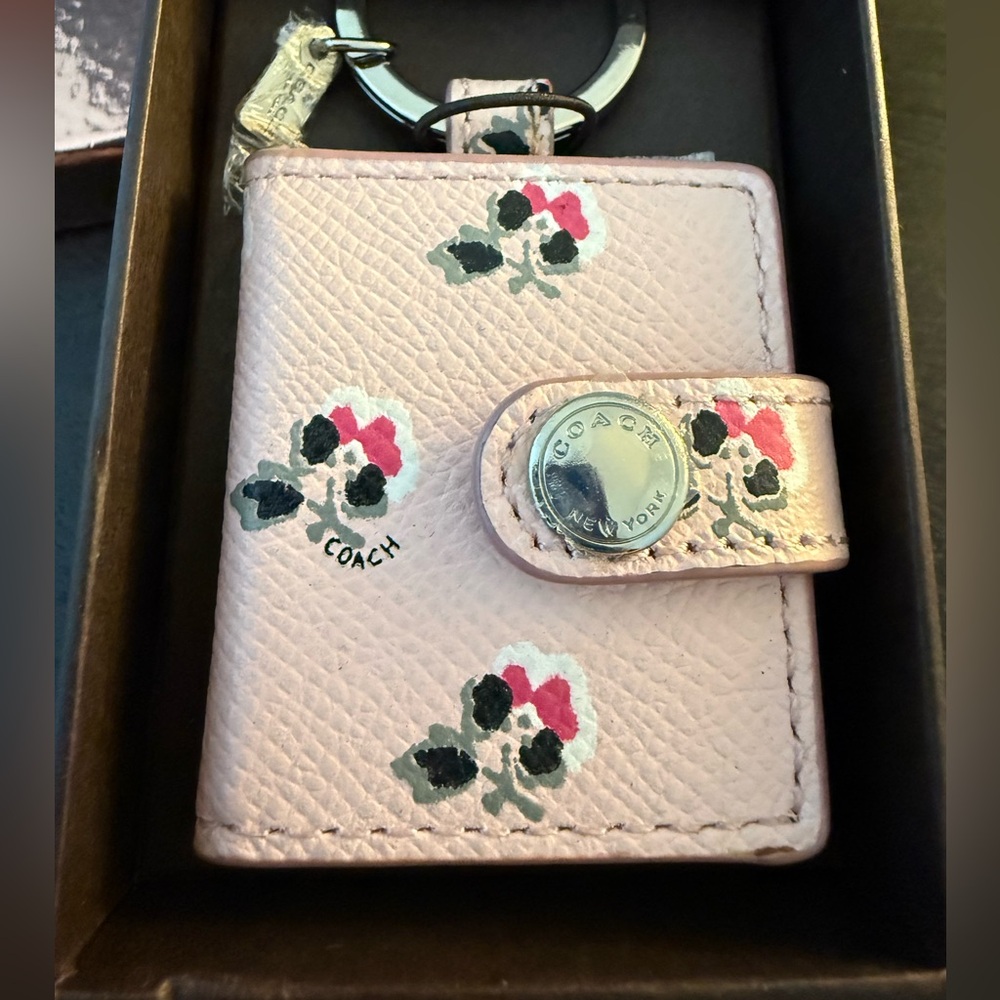 Coach Blush Floral Key Holder - Picture 2 of 4